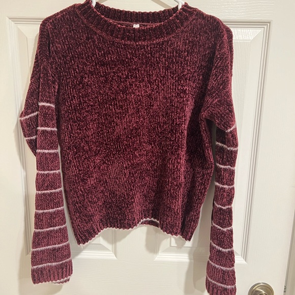 CROPPED CHENILLE SWEATER - Picture 1 of 5